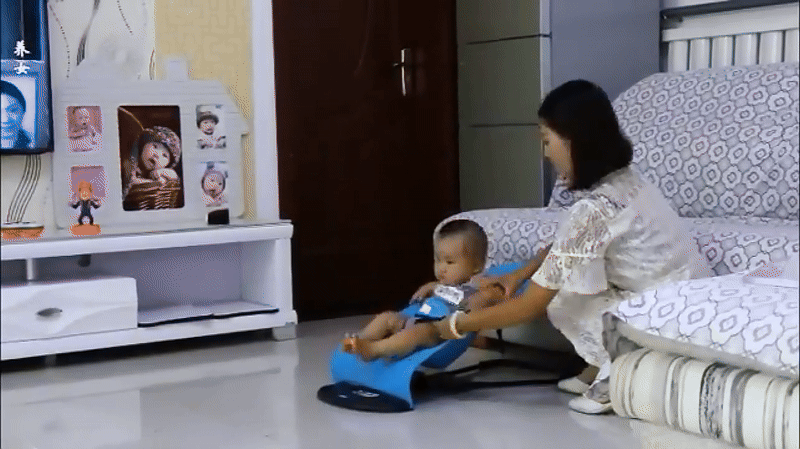 Baby Sitter J umping